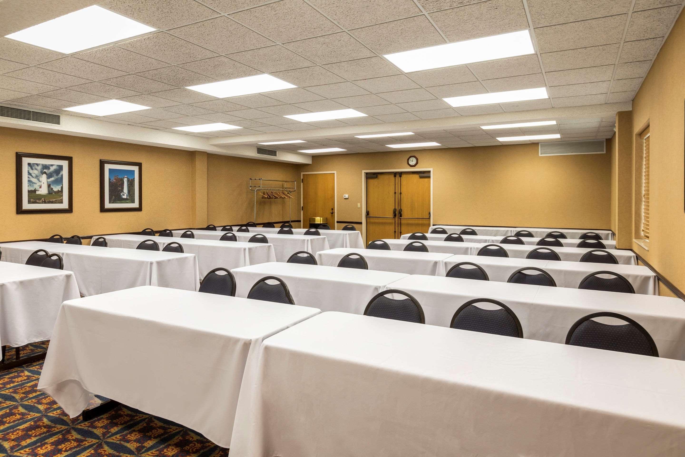 Quality Inn Auburn Hills - Detroit North Kültér fotó
